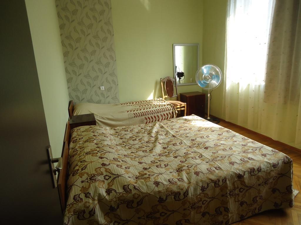 Guest House Lviv Грузия クタイシ エクステリア 写真